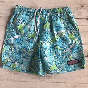 Vinyard vines boys swim size 7